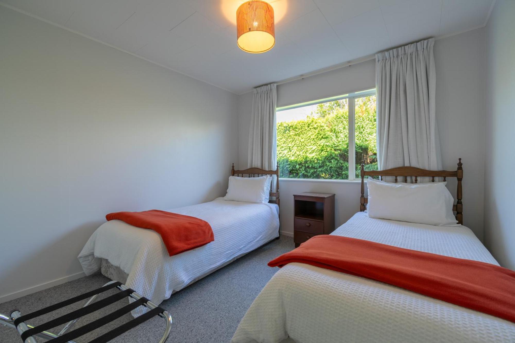 Kepler Retreat - Te Anau Holiday Home Exteriör bild
